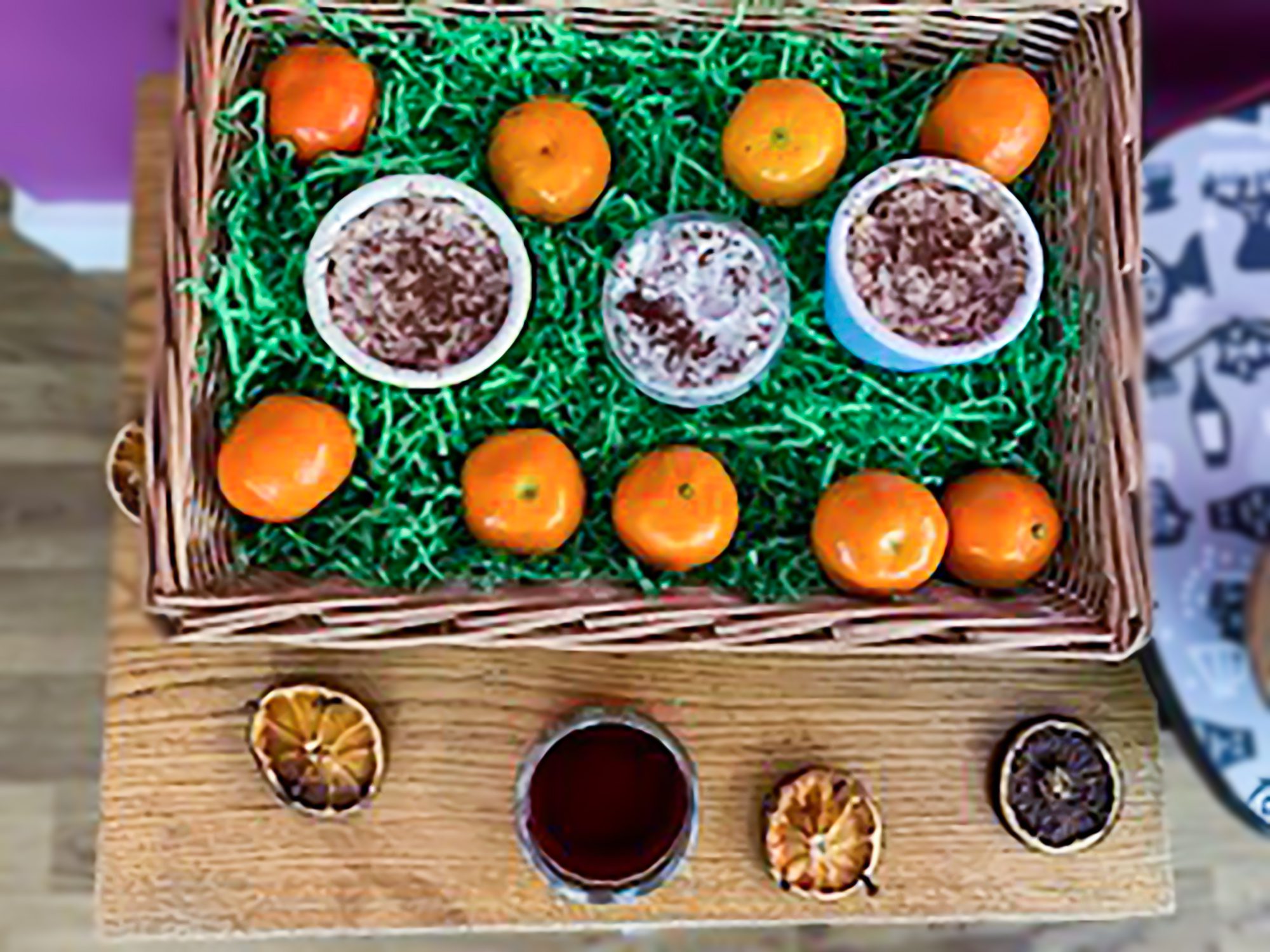 A basket of satumas and hot chocolate used during the festive Namaste session