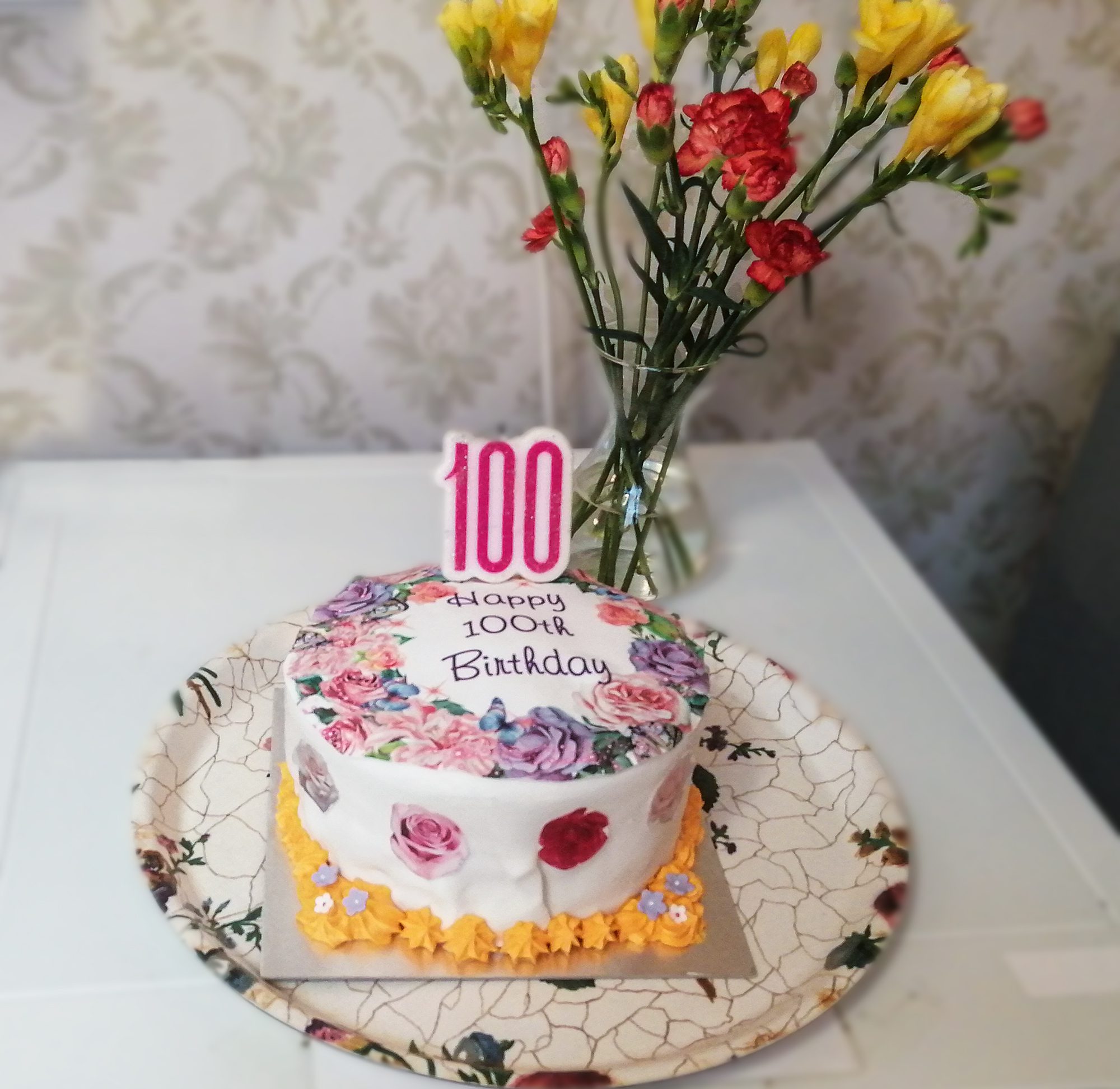 Rita's 100th birthday cake