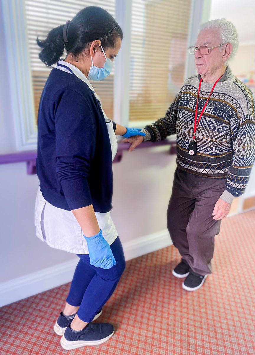 Namrata Singh with a Bernard Sunley care home resident during their physio session.