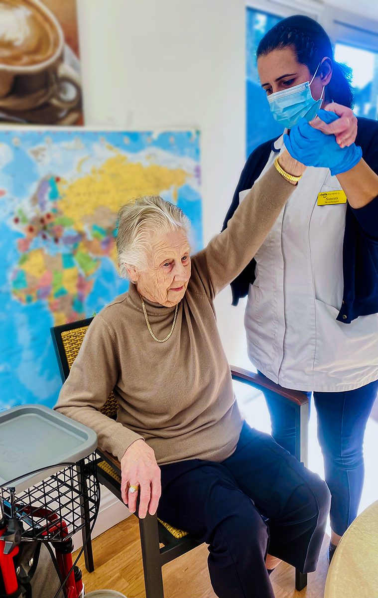 Namrata Singh with a Bernard Sunley care home resident during their physio session.